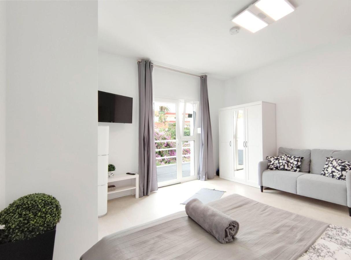 Appartement Fantastico Ruhige Top-lage, Balkon Oder Terrasse, Gratis Parkplatz & Klimaanlage, Ideal Fuer Paare Und Alleinreisende